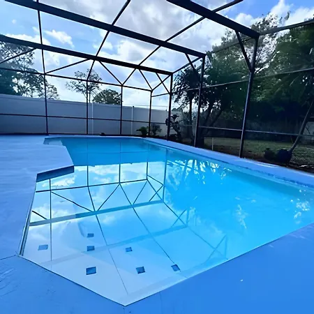 Big Pool & Backyard Central Located Near Disney